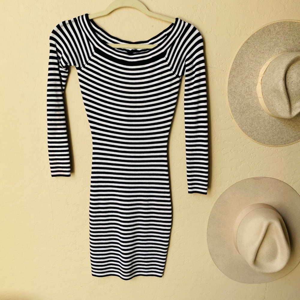 GUESS Stretchy Sweater Mini Dress